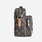 MONOGRAM CANVAS NILE MM