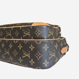 MONOGRAM CANVAS NILE MM