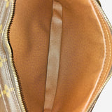 MONOGRAM CANVAS NILE MM