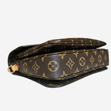 Monogram Canvas Pochette metis