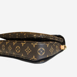 Monogram Canvas Pochette metis
