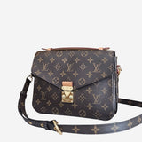 Monogram Canvas Pochette Metis