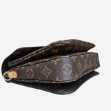 Monogram Canvas Pochette Metis