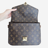 Monogram Canvas Pochette Metis