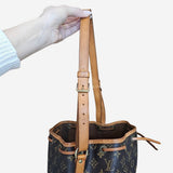 Monogram Canvas Noé