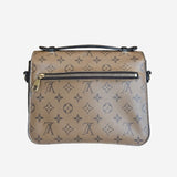 Monogram Canvas reverse Pochette metis