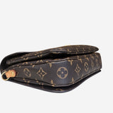 Monogram Canvas Pochette metis