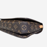Monogram Canvas Pochette metis