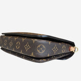Monogram Canvas Pochette Metis
