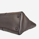 Brun Stitched Twin Pocket Tote