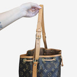 Monogram Canvas Noé
