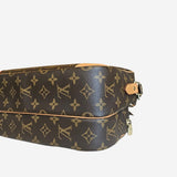 MONOGRAM CANVAS NILE MM