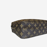 Monogram Canvas Trousse Toilette 28