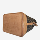 Monogram Canvas Noé