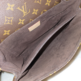 Monogram Canvas Pochette metis