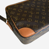 MONOGRAM CANVAS NILE MM