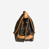 MONOGRAM CANVAS SAUMUR 30