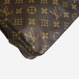 Monogram Canvas Trousse Toilette 28