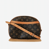 MONOGRAM CANVAS BLOIS