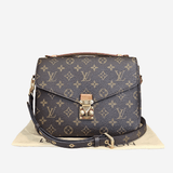 Monogram Canvas Pochette Metis