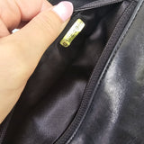 MEDIUM NEW TRAVEL LINE SINGLE FLAP BAG