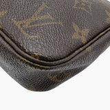 MONOGRAM CANVAS POCHETTE ACCESSOIRES taske fra brand: LOUIS VUITTON - We Do Vintage