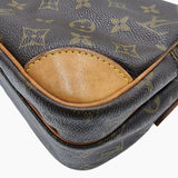 MONOGRAM CANVAS NILE MM taske fra brand: LOUIS VUITTON - We Do Vintage