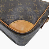 MONOGRAM CANVAS NILE MM taske fra brand: LOUIS VUITTON - We Do Vintage