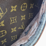 MONOGRAM CANVAS BLOIS taske fra brand: LOUIS VUITTON - We Do Vintage