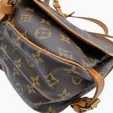 MONOGRAM CANVAS SAUMUR 30 taske fra brand: LOUIS VUITTON - We Do Vintage