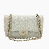 Hvid/mintgrøn Tweed classic flap bag medium taske fra brand: CHANEL - We Do Vintage