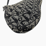 Sort Jacquard Canvas Saddle taske fra brand: DIOR - We Do Vintage