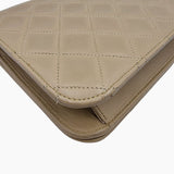 VINTAGE BEIGE FULL FLAP BAG taske fra brand: CHANEL - We Do Vintage