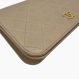 VINTAGE BEIGE FULL FLAP BAG taske fra brand: CHANEL - We Do Vintage