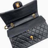 CLASSIC DOUBLE FLAP MEDIUM taske fra brand: CHANEL - We Do Vintage