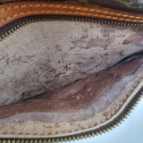 MONOGRAM CANVAS SAINT GERMAIN taske fra brand: LOUIS VUITTON - We Do Vintage