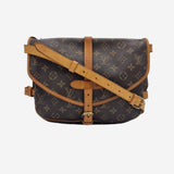 MONOGRAM CANVAS SAUMUR 30 taske fra brand: LOUIS VUITTON - We Do Vintage