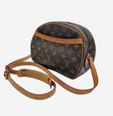 MONOGRAM CANVAS BLOIS taske fra brand: LOUIS VUITTON - We Do Vintage