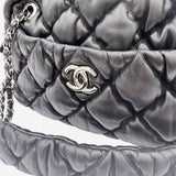 sort Bubble Quilt Camera bag taske fra brand: CHANEL - We Do Vintage
