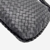 MEDIUM SORT CLASSIC VENETA HOBO taske fra brand: BOTTEGA VENETA - We Do Vintage