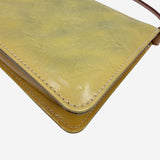 MONOGRAM VERNIS LEXINGTON POCHETTE taske fra brand: LOUIS VUITTON - We Do Vintage