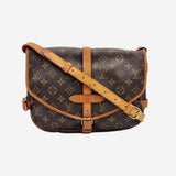 MONOGRAM CANVAS SAUMUR 30 taske fra brand: LOUIS VUITTON - We Do Vintage