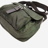 ARMY GRØN NYLON CROSSBODY taske fra brand: PRADA - We Do Vintage