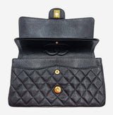 SORT CAVIAR MEDIUM CLASSIC DOUBLE FLAP taske fra brand: CHANEL - We Do Vintage
