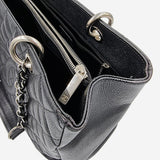 GST tote taske fra brand: CHANEL - We Do Vintage