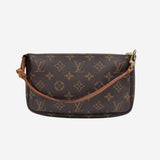 MONOGRAM CANVAS POCHETTE ACCESSOIRES taske fra brand: LOUIS VUITTON - We Do Vintage