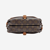 MONOGRAM CANVAS SAUMUR 30 taske fra brand: LOUIS VUITTON - We Do Vintage