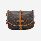 MONOGRAM CANVAS SAUMUR 30 taske fra brand: LOUIS VUITTON - We Do Vintage