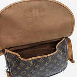 MONOGRAM CANVAS SAUMUR 30 taske fra brand: LOUIS VUITTON - We Do Vintage