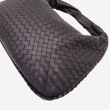 MEDIUM MØRKEBRUN CLASSIC VENETA HOBO taske fra brand: BOTTEGA VENETA - We Do Vintage